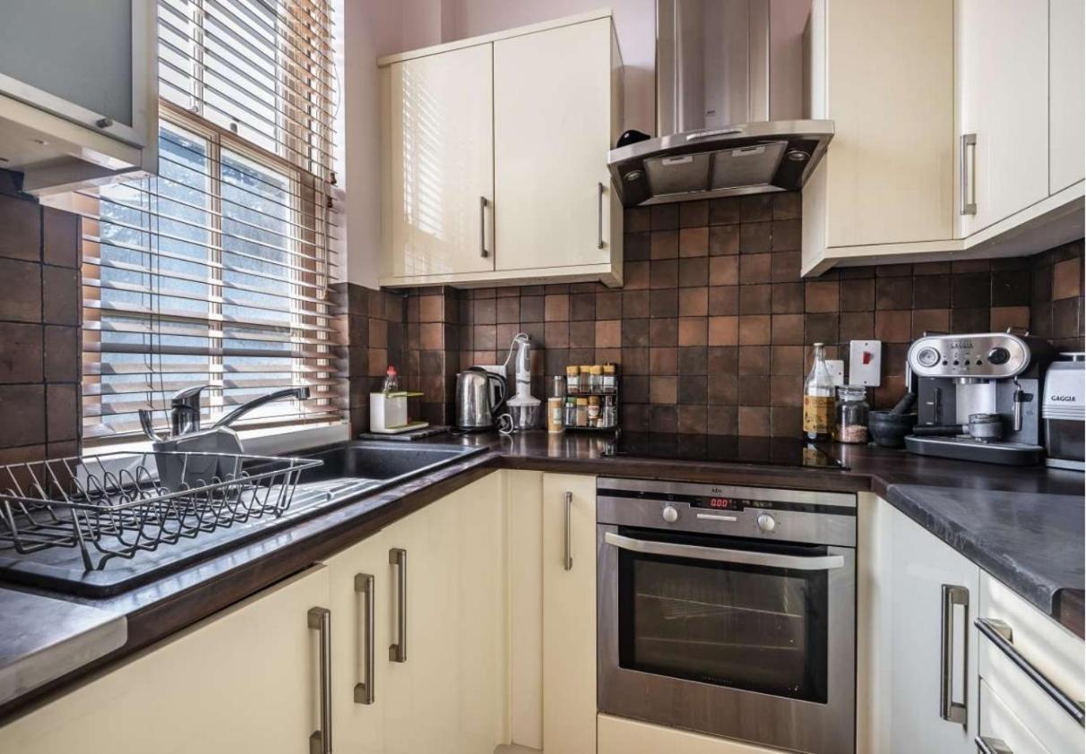 Pinewood Cottage Watford  Dış mekan fotoğraf
