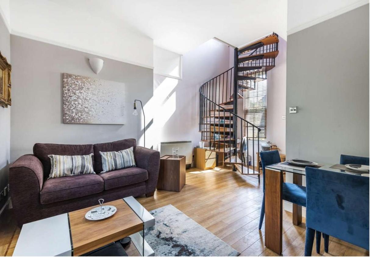 Pinewood Cottage Watford  Dış mekan fotoğraf
